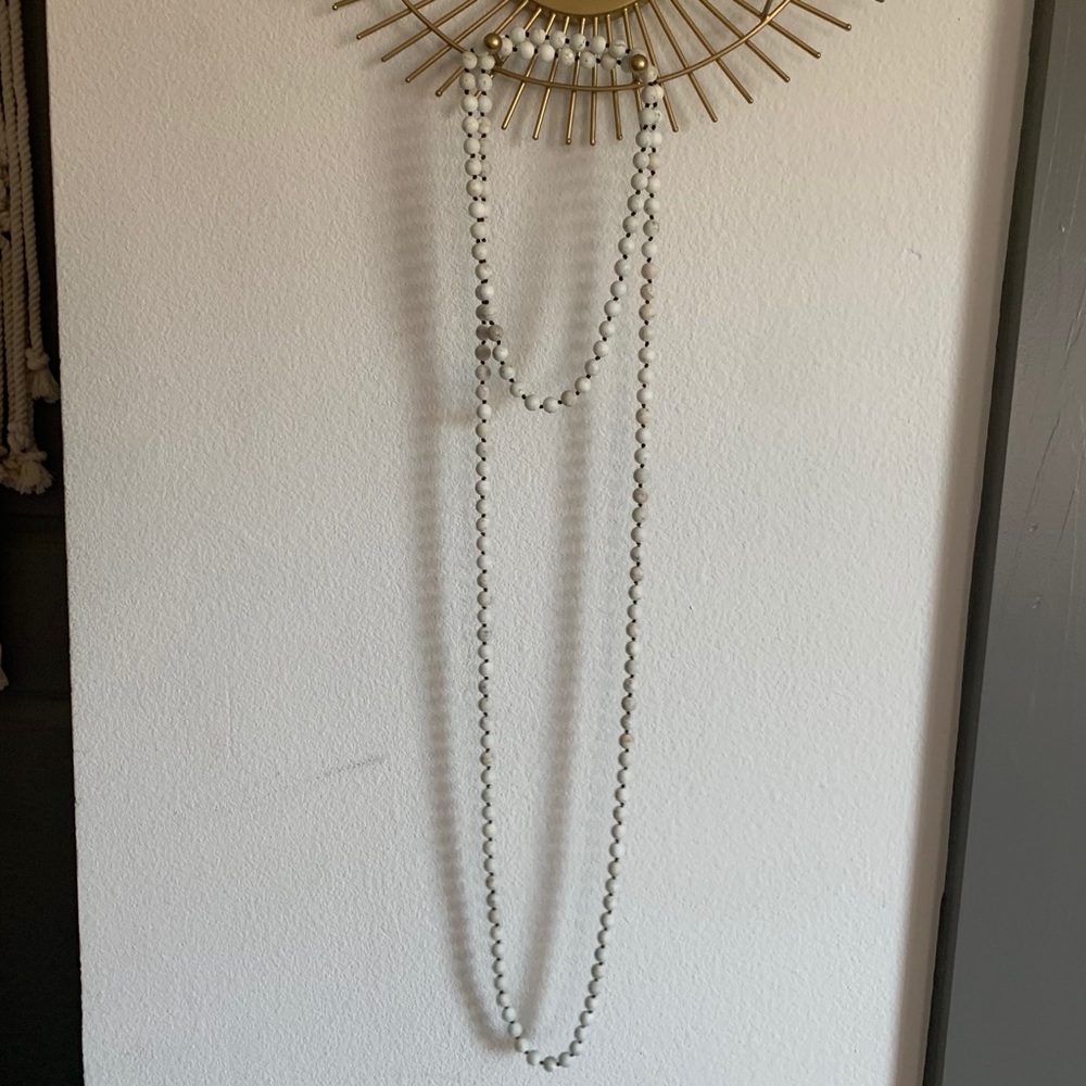 White beaded necklace 32 inch
